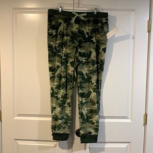 2nd Pair - Lularoe JAX Velour Camo Joggers. BNWT!